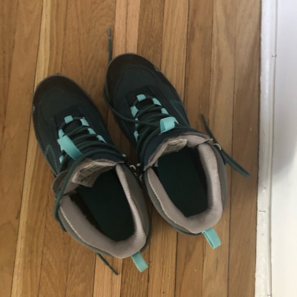 Quechua Women’s Hiking Mid Boots size US 8 - Picture 4 of 4